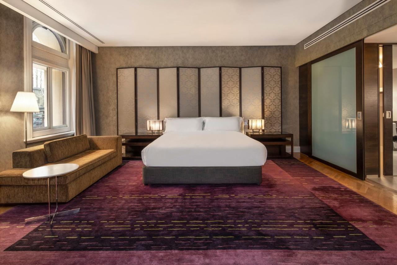 Hotel Intercontinental Melbourne The Rialto By Ihg Exterior foto A bedroom at the hotel